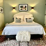 Bed and Breakfast La Maison Ruffinoise 4*