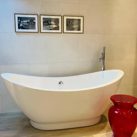 La Maison Ruffinoise 4*